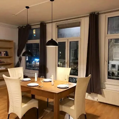 Monville International Szálloda 4*